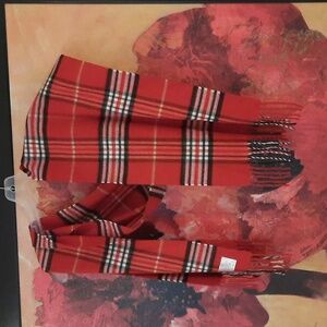 NWT Designer Inspired Plaid RED Scarf Beautiful Gift🎁